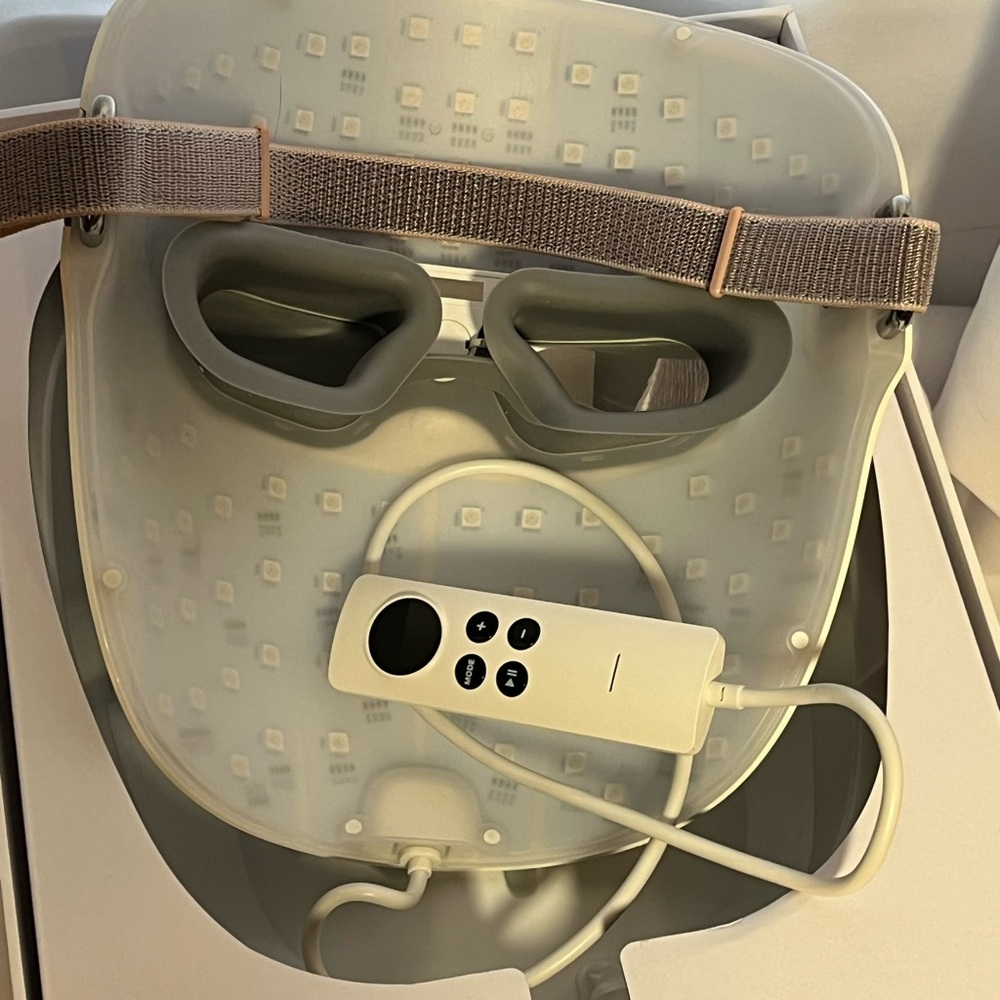 X1 LED MASK - Picture 4 of 4